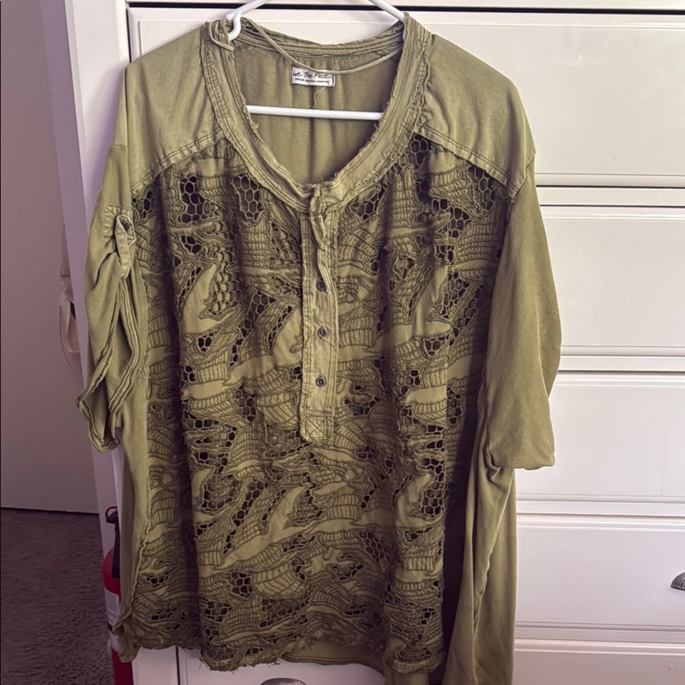 Free People Green Boxy Blouse with 3/4 Sleeves and Mandarin Collar